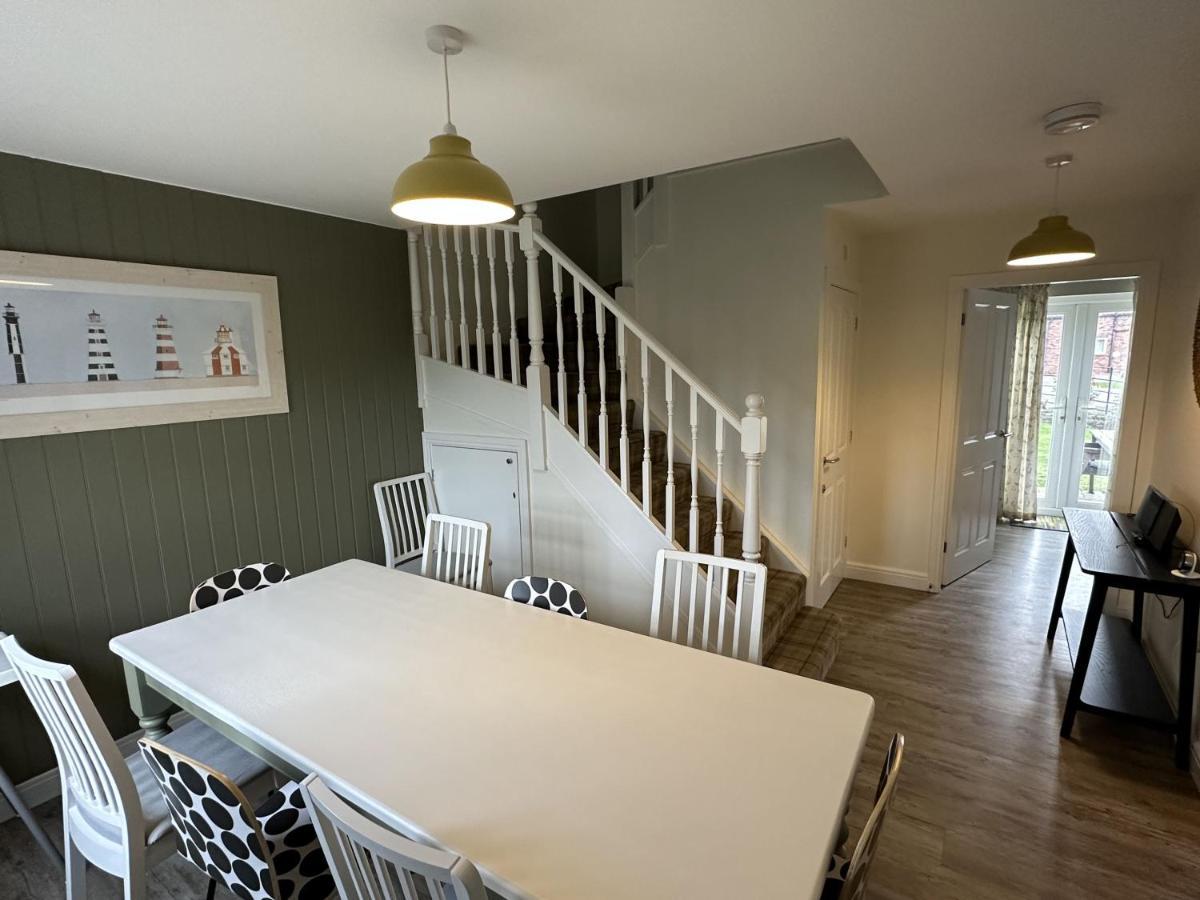 Dragonfly Cottage Filey Esterno foto